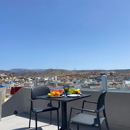 Alaram Holidays House アパート