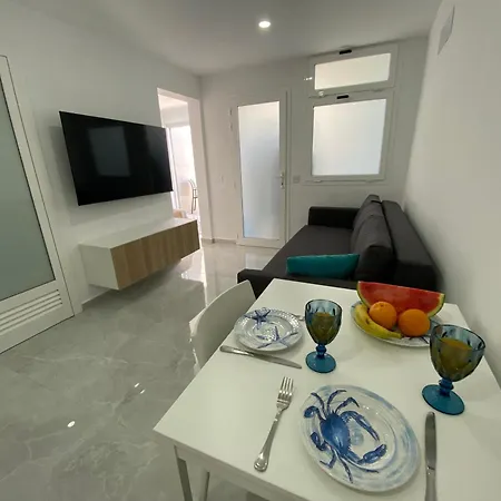 アパート Alaram Holidays House Arguineguin