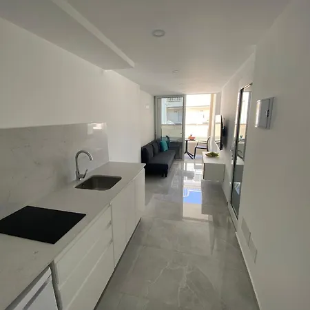 Apartament Alaram Holidays House *
