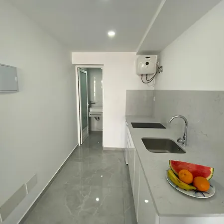 Alaram Holidays House Apartament *